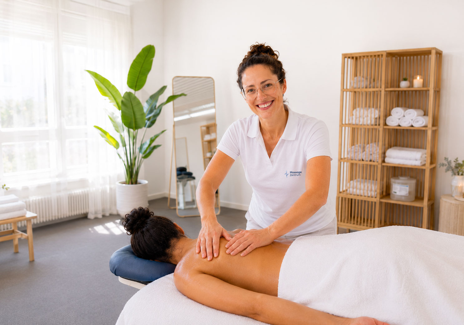 Therapeutische Massage im Massage Zentrum Buchs